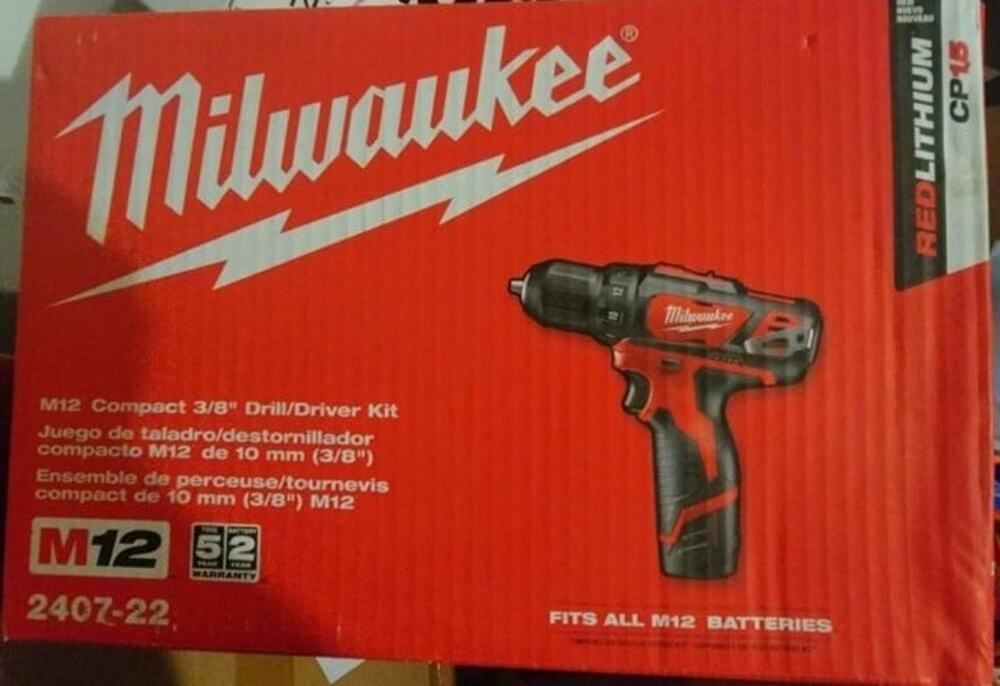 NEW! Milwaukee M12 3/8 in. Brushed Cordless Drill/Driver Kit (Battery & Charger)